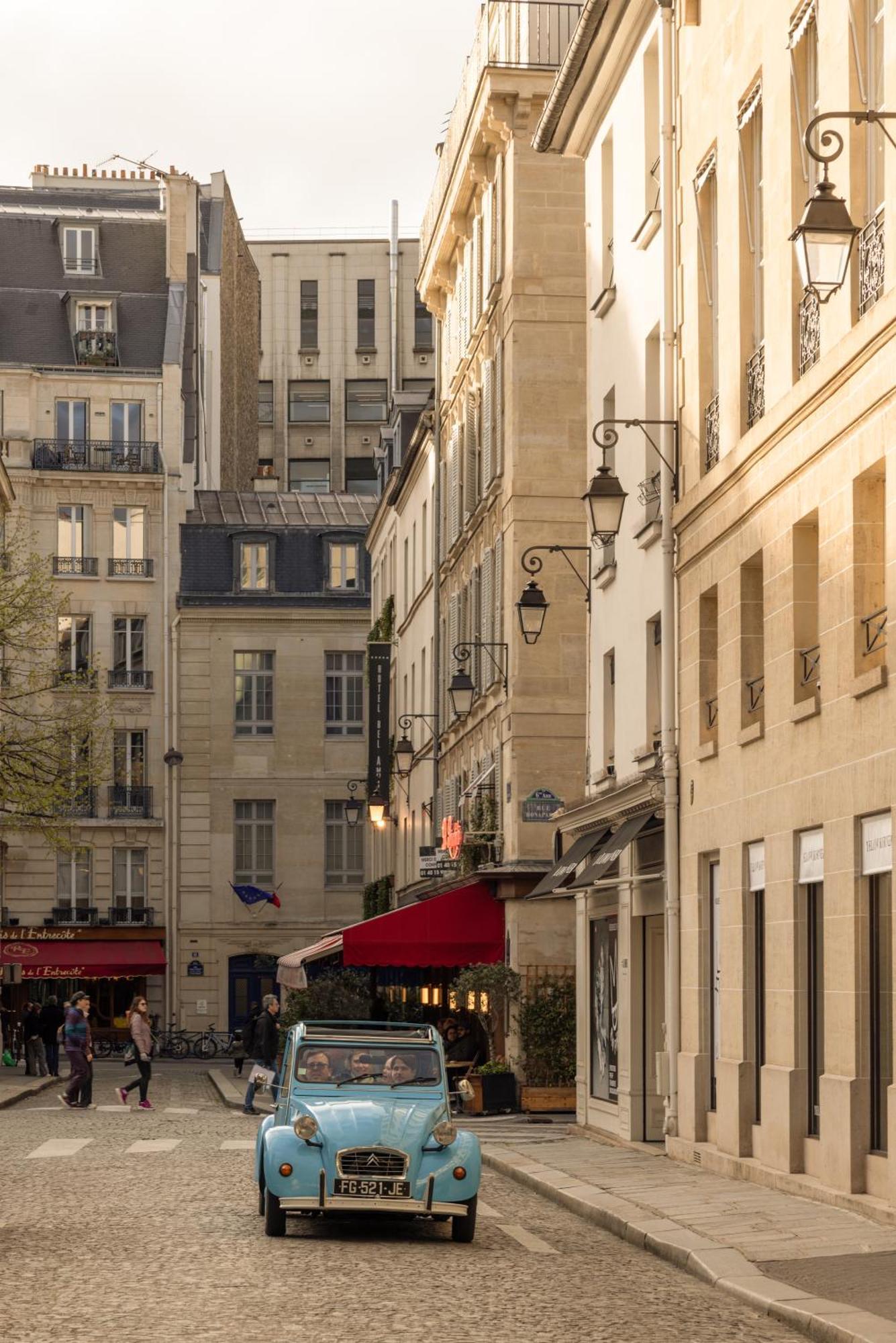 Hotel Des Grands Voyageurs Parijs